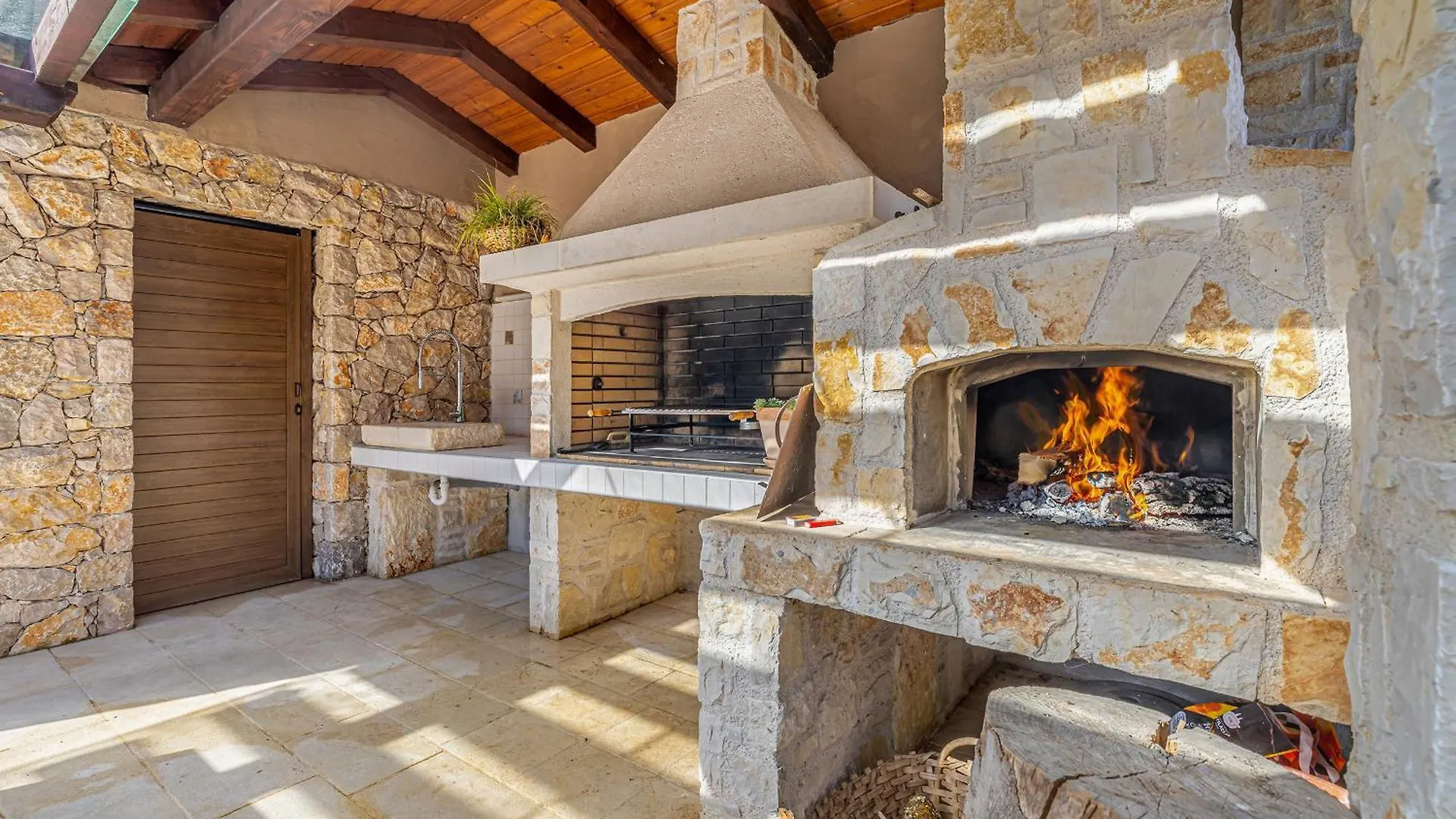 Holiday home Holiday House Seascape I With Private Pool And Spacious Garden Malinska